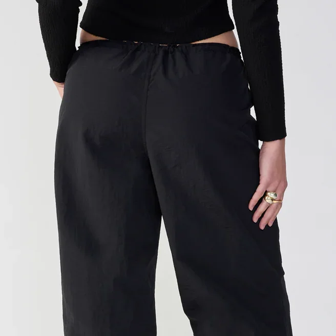 90s Parachute Pant (Black)