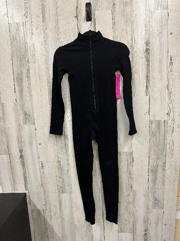 Jumpsuit By Pretty Little Thing  Size: S