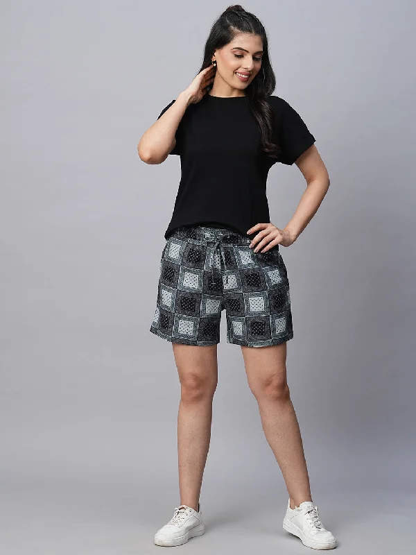 Women's Black Linen Viscose Regular Fit Shorts