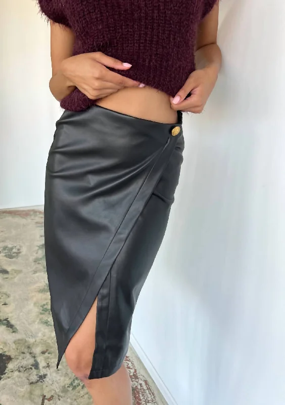 Lenny Vegan Leather Pencil Skirt In Black