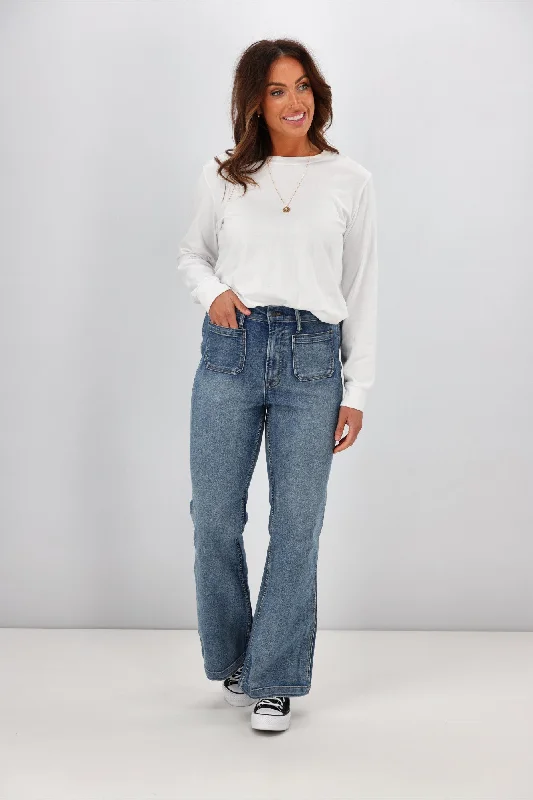 Shine On Label Leo Patch Pocket Flare Jean Indigo