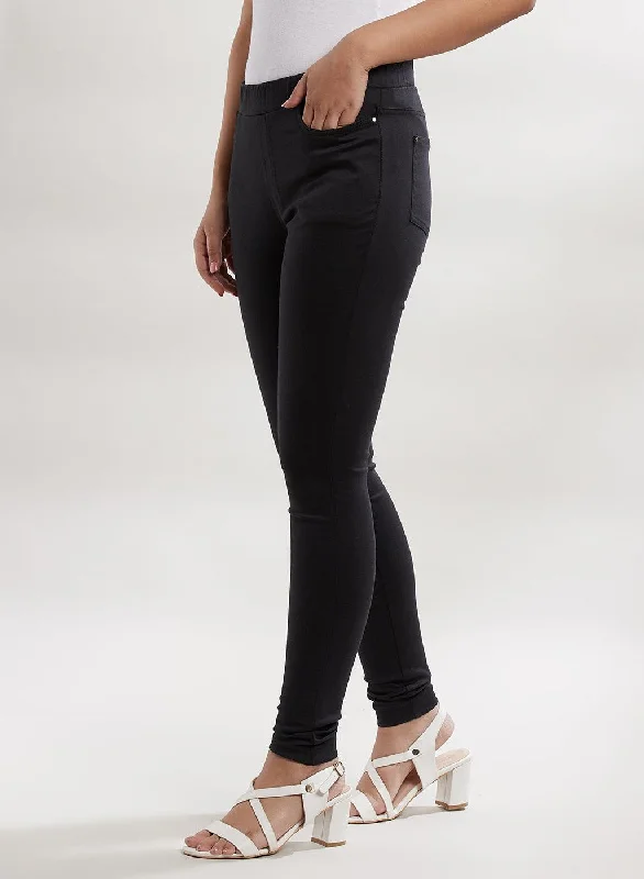 Skin Fit Solid Black Casual Pant