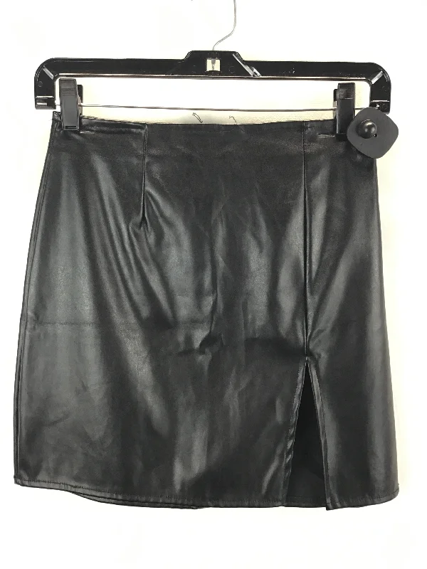 Skirt Mini & Short By Windsor In Black, Size: S