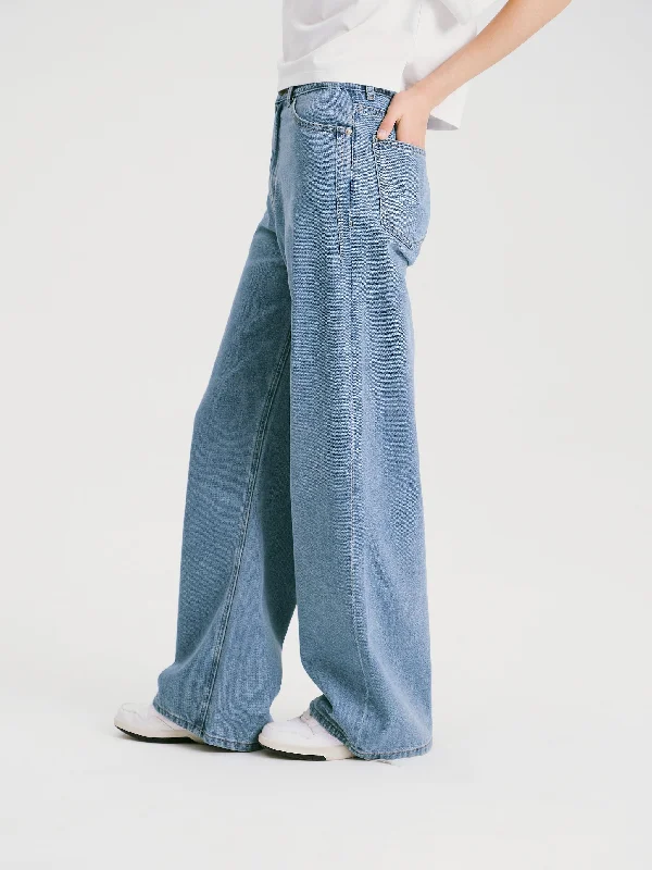 Wide Leg Jeans