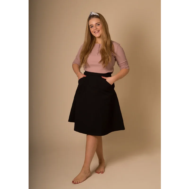 Women's A-line Skirt with Pockets