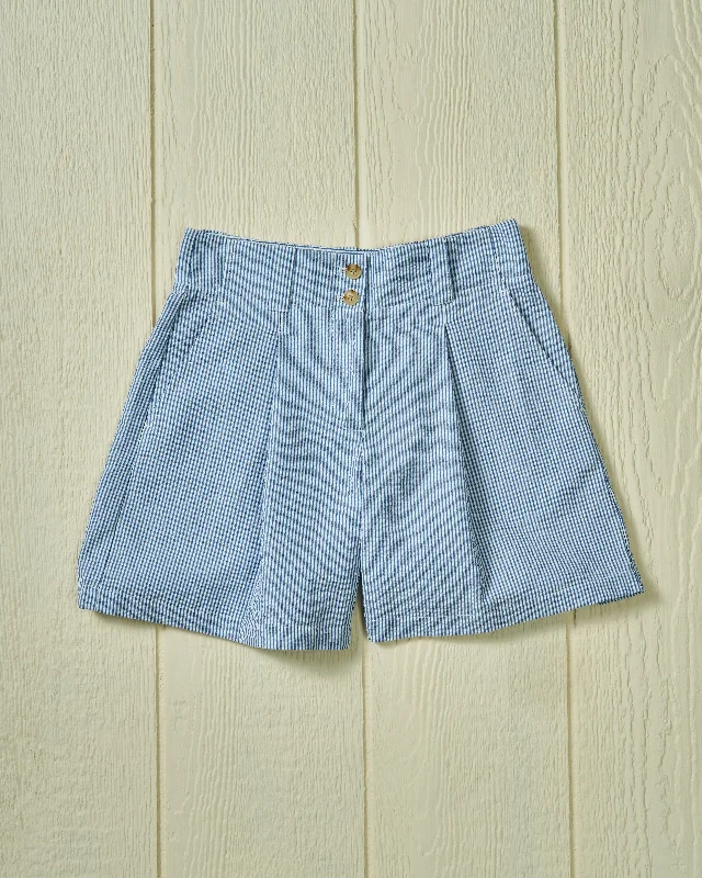 Women's Pleated Short in Navy Seersucker